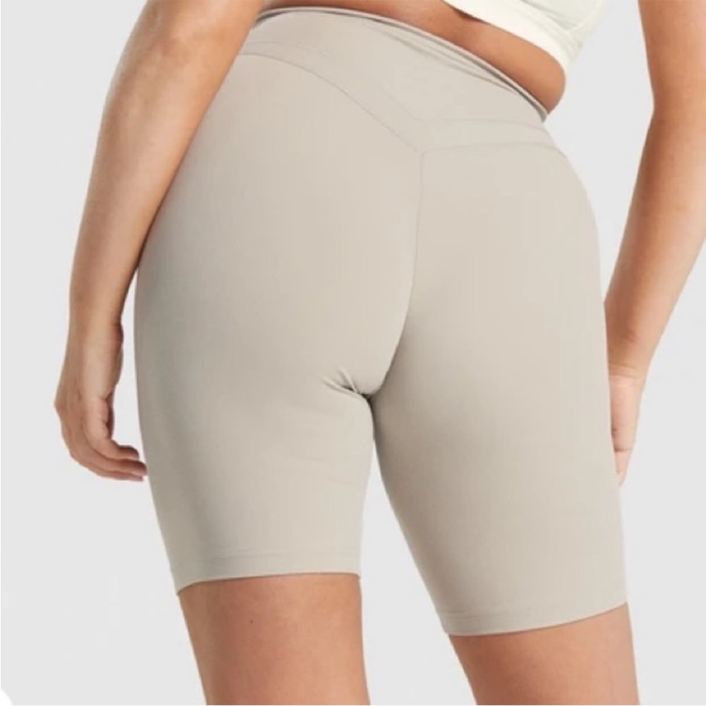 💗 *NEW* Gymshark x Whitney Simmons V3 - Biker Shorts - Picture 5 of 8